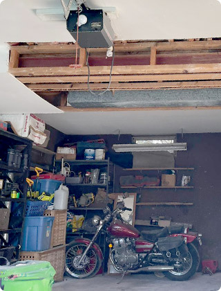 Your Guide to Garage Mold: Risks, Signs, and Removal